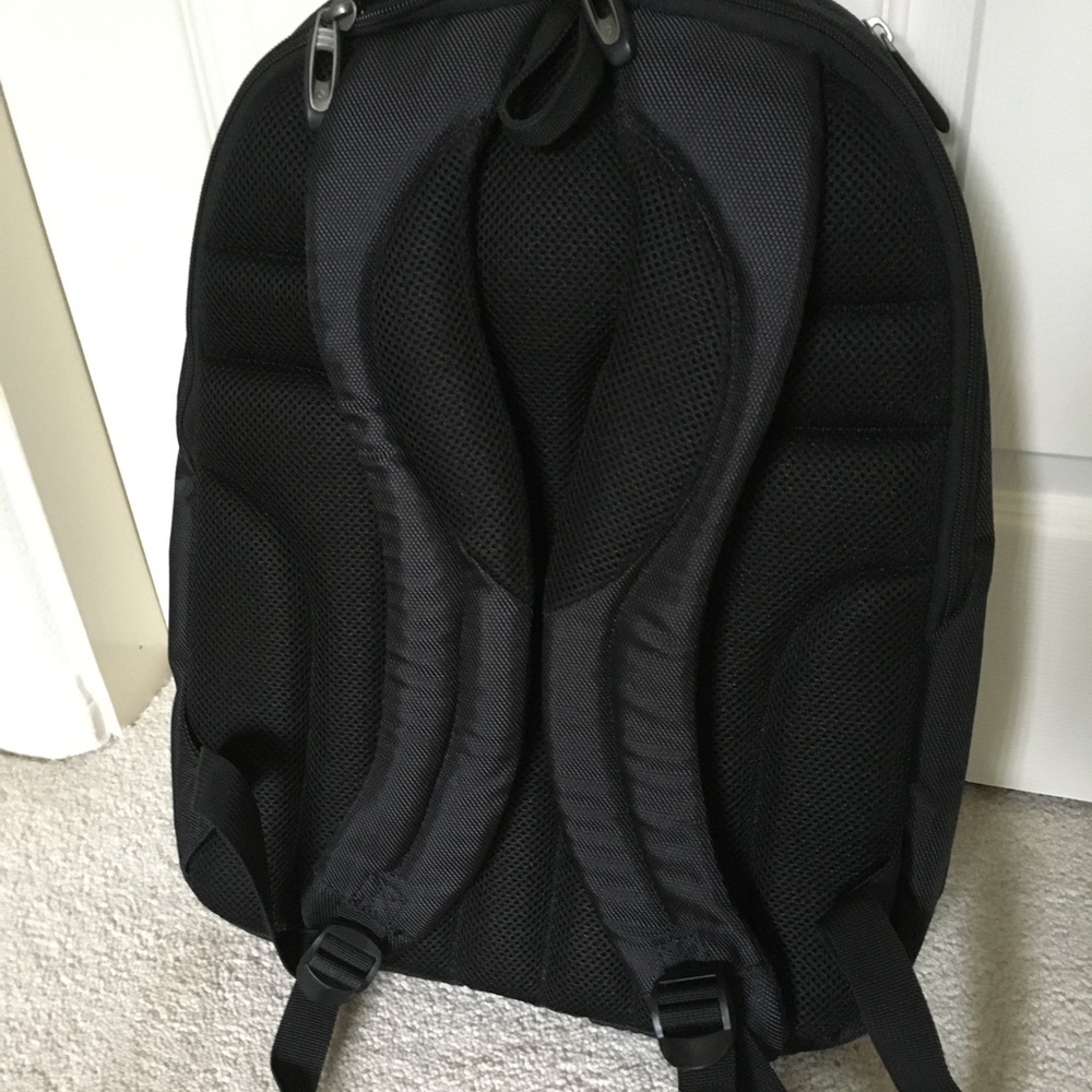 Samsonite Black Durable Padded Computer Backpack … - image 2
